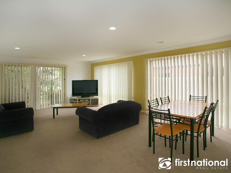 6 Castle Court, Beaconsfield VIC 3807