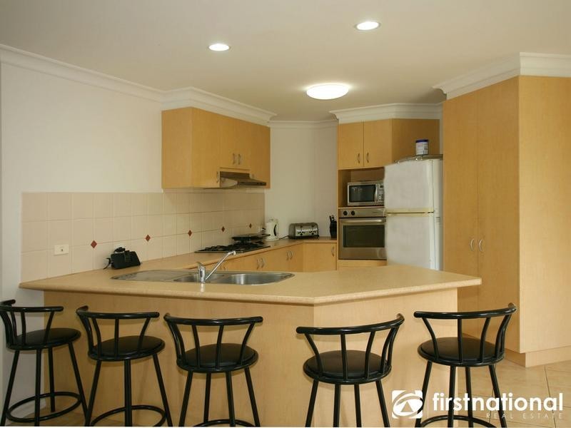 6 Castle Court, Beaconsfield VIC 3807