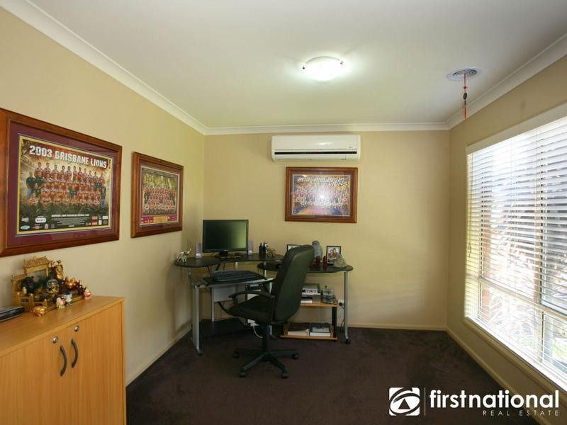 36 Meadowlands Way, Berwick VIC 3806