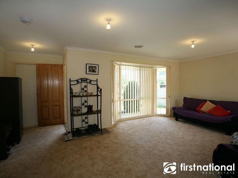 10 Raneen Place, Berwick VIC 3806