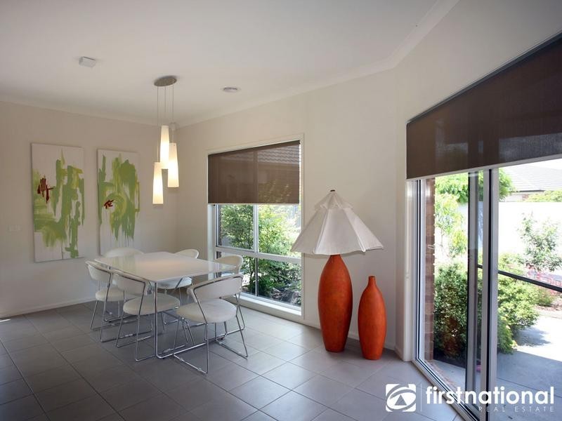14 Downing Square, Pakenham VIC 3810