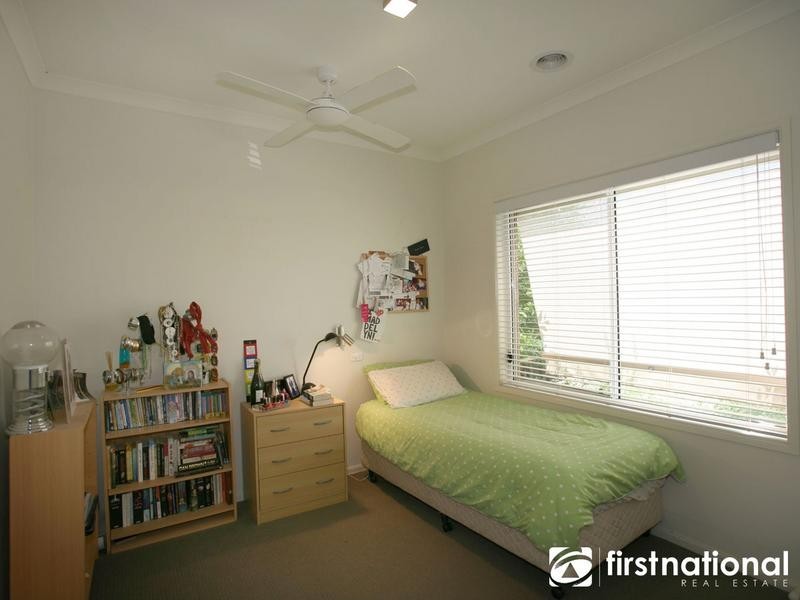 14 Downing Square, Pakenham VIC 3810