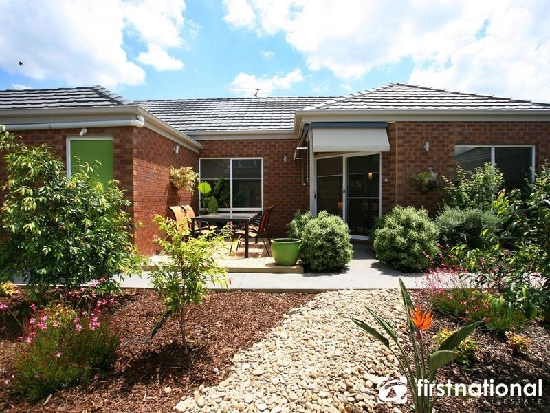 14 Downing Square, Pakenham VIC 3810
