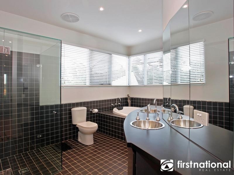 93 Beaumont Road, Berwick VIC 3806