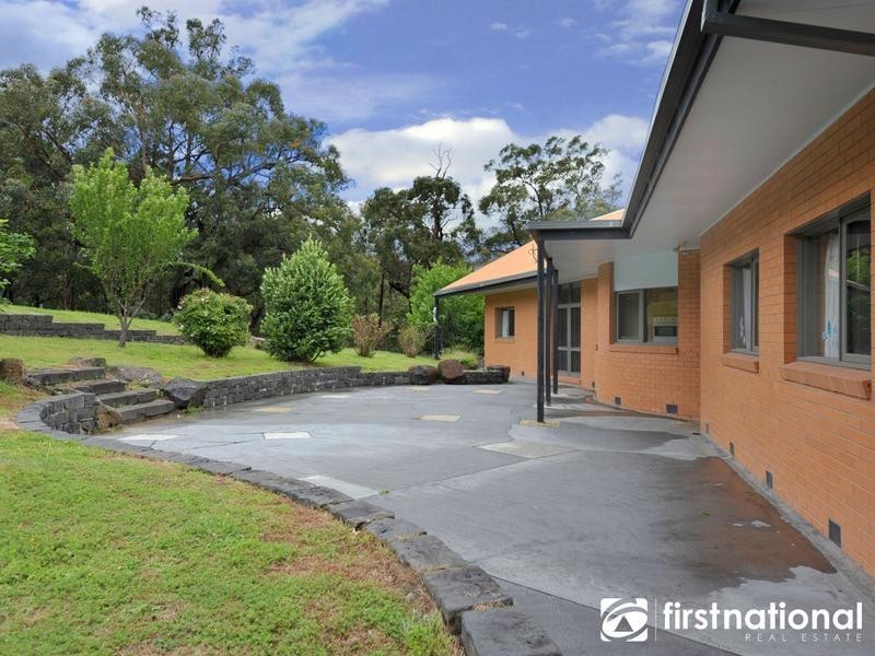 102 Blumm Rd, Belgrave South VIC 3160