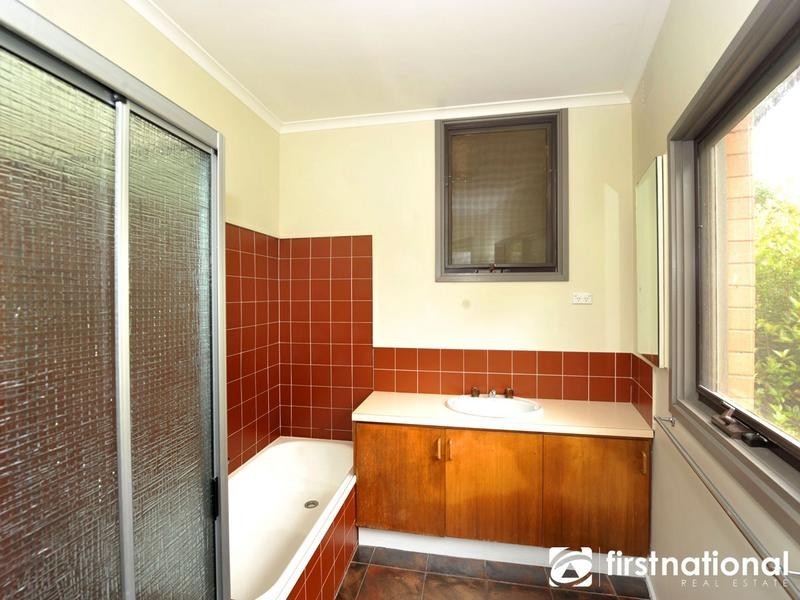 102 Blumm Rd, Belgrave South VIC 3160
