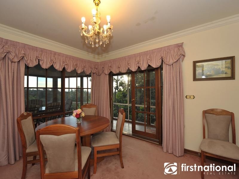 12 Inglis Road, Berwick VIC 3806