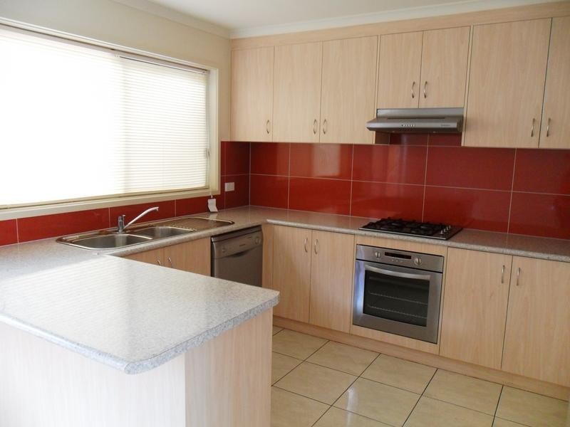 1/16 Appleton Court, Narre Warren South VIC 3805