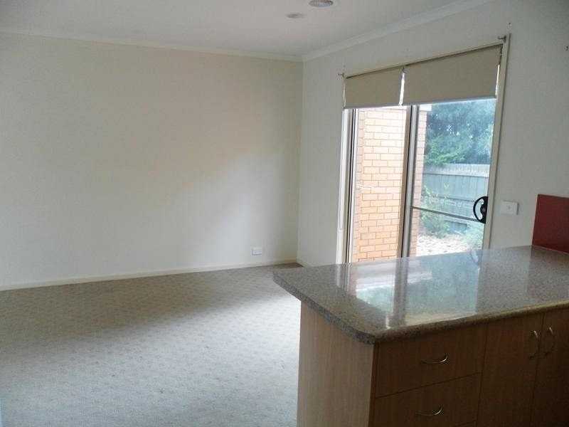 1/16 Appleton Court, Narre Warren South VIC 3805