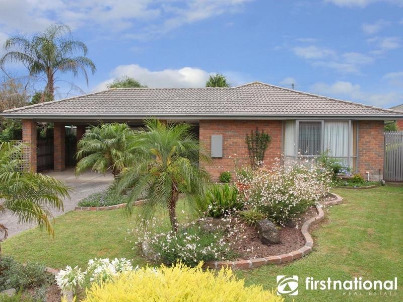 42 Florence Avenue, Berwick VIC 3806