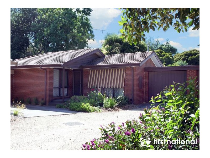 2/31 Peel Street, Berwick VIC 3806