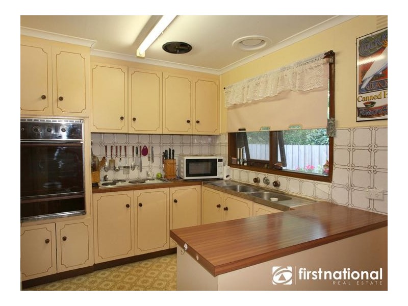 2/31 Peel Street, Berwick VIC 3806