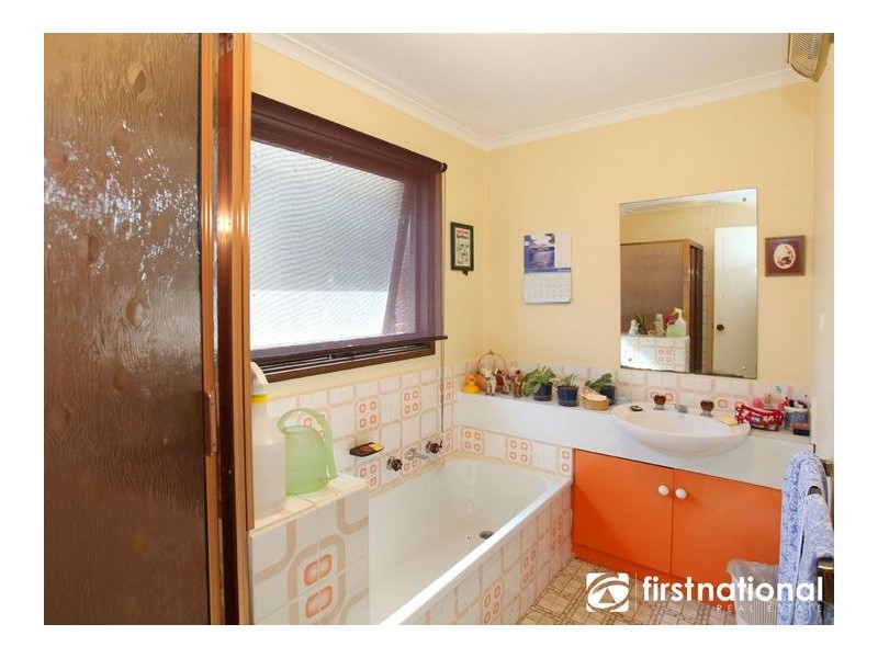 2/31 Peel Street, Berwick VIC 3806