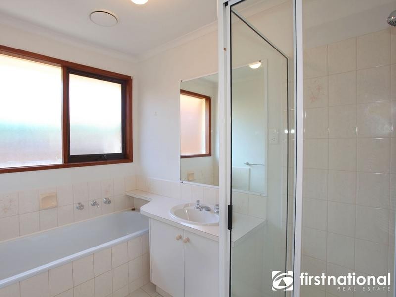 17 Lexcen Close, Berwick VIC 3806