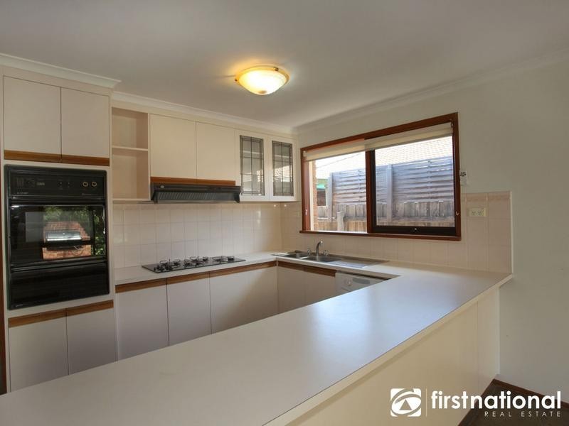17 Lexcen Close, Berwick VIC 3806
