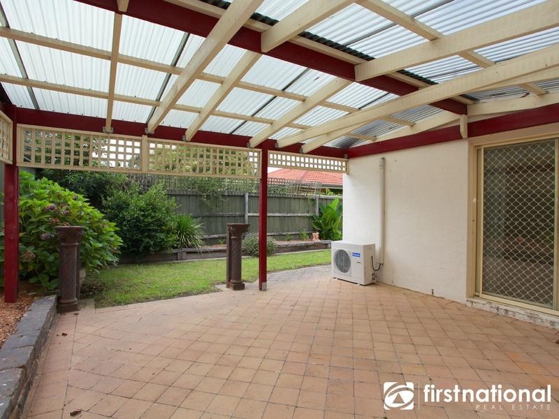 5 Magdalena Place, Berwick VIC 3806