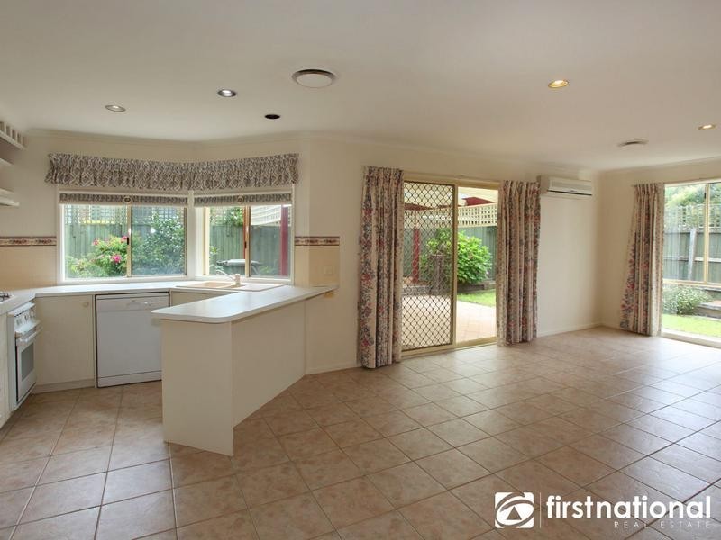 5 Magdalena Place, Berwick VIC 3806