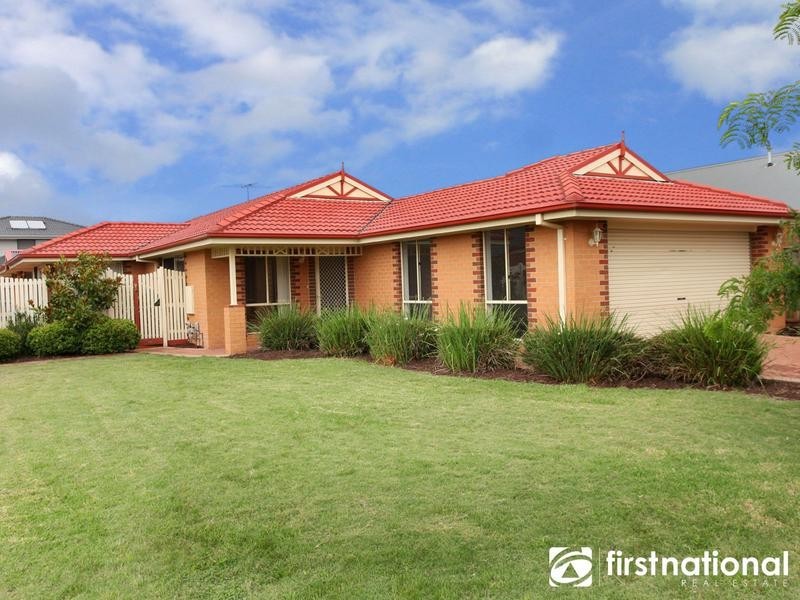 5 St Vincent Place, Berwick VIC 3806