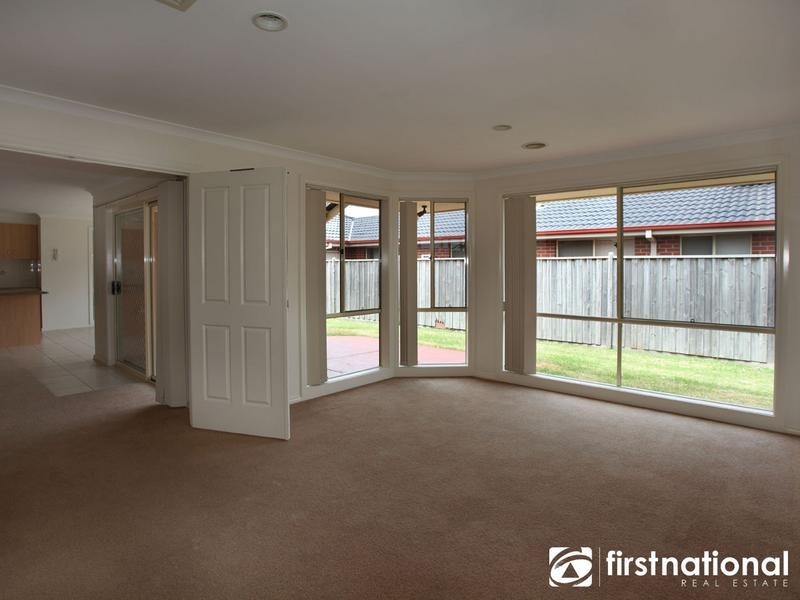 5 St Vincent Place, Berwick VIC 3806