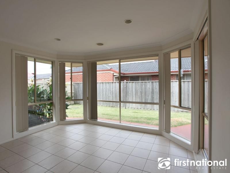 5 St Vincent Place, Berwick VIC 3806