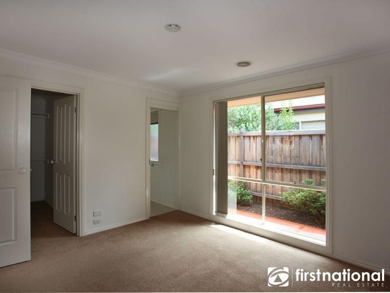 5 St Vincent Place, Berwick VIC 3806