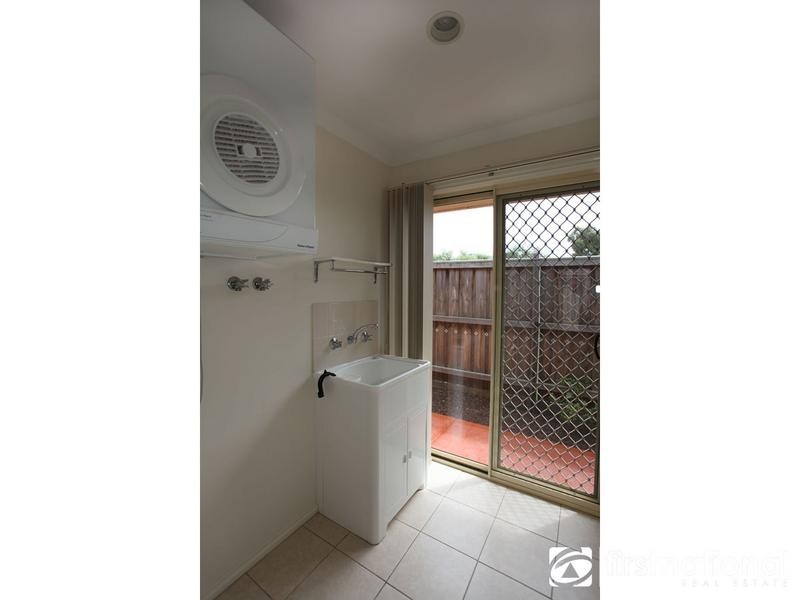 5 St Vincent Place, Berwick VIC 3806