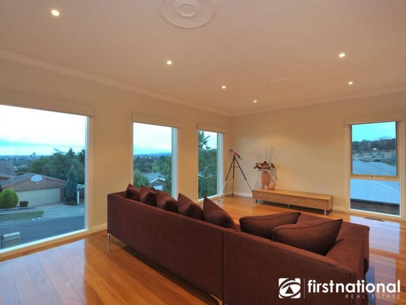 1 Balfour Court, Berwick VIC 3806