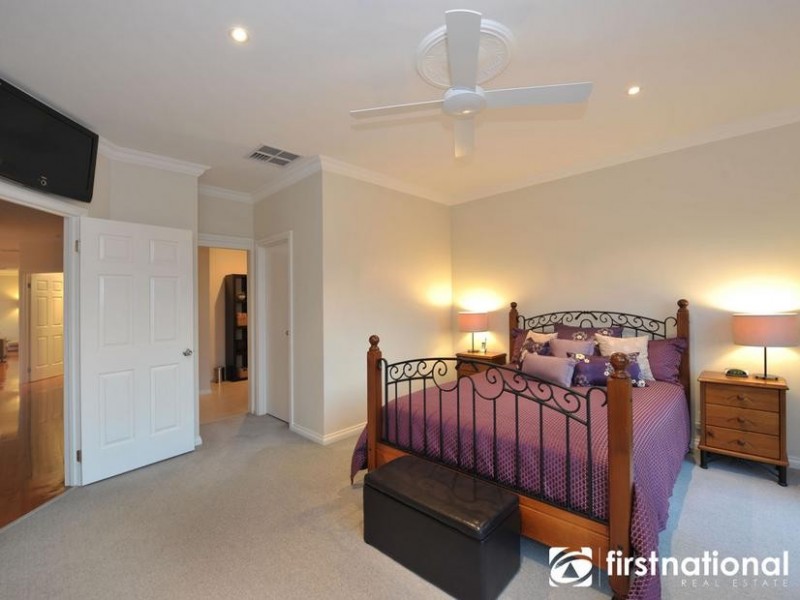 1 Balfour Court, Berwick VIC 3806