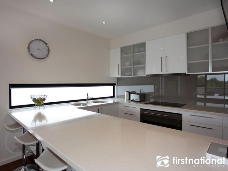 4 Canberra Avenue, Berwick VIC 3806