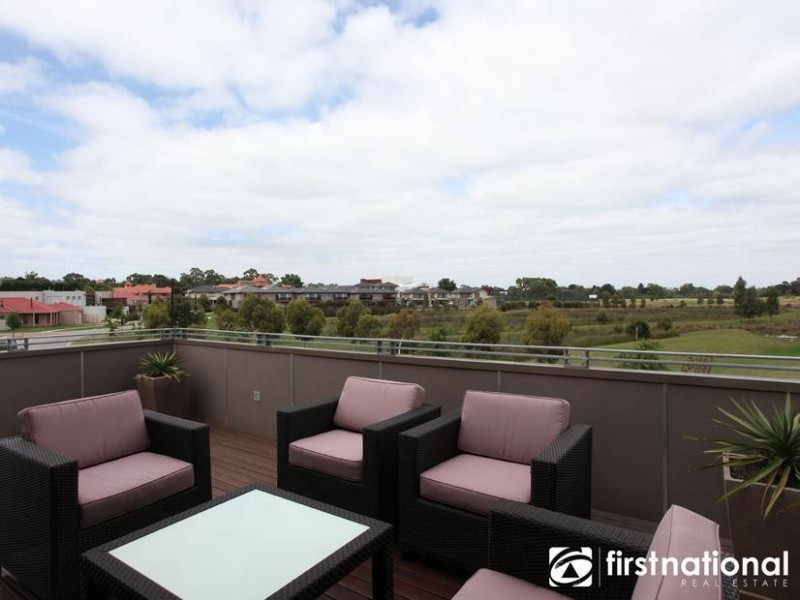 4 Canberra Avenue, Berwick VIC 3806