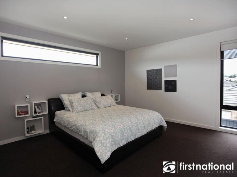 4 Canberra Avenue, Berwick VIC 3806