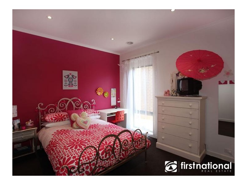 4 Canberra Avenue, Berwick VIC 3806