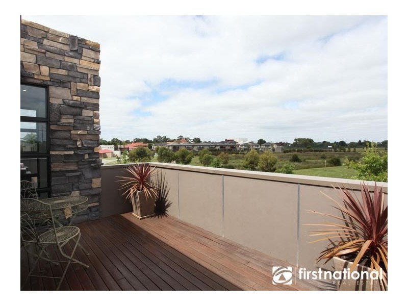 4 Canberra Avenue, Berwick VIC 3806