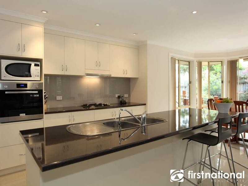 14 Wintersun Road, Berwick VIC 3806