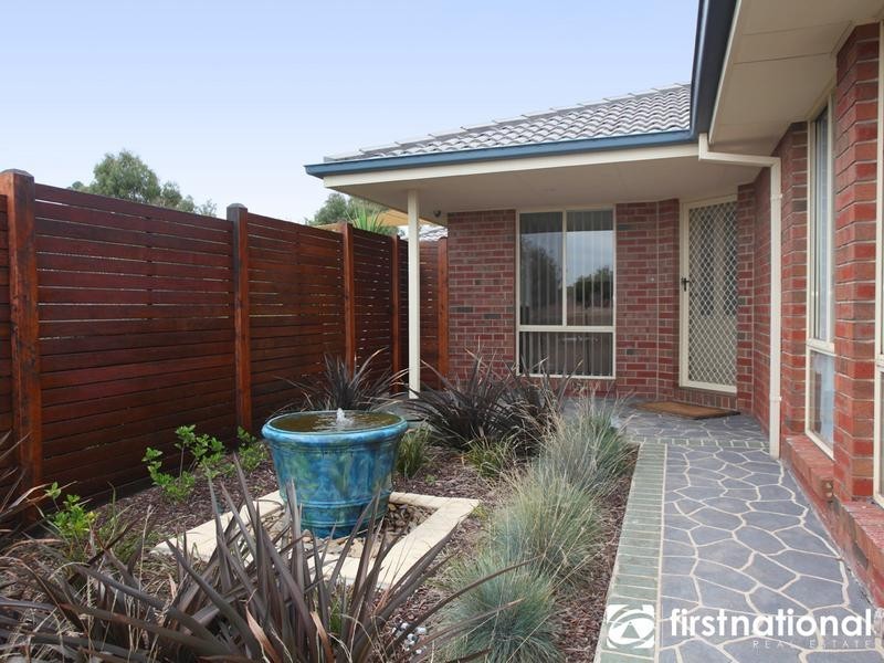 14 Wintersun Road, Berwick VIC 3806