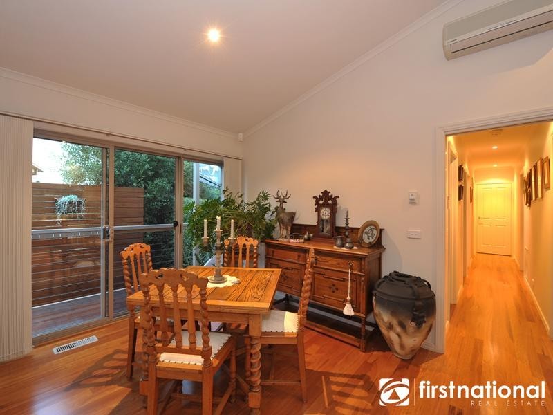 2a Scanlan Street, Berwick VIC 3806