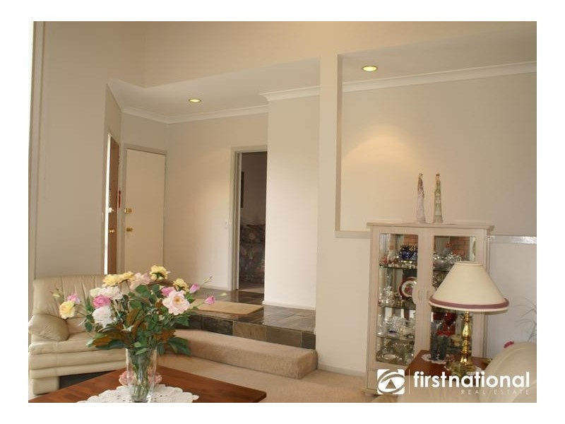 33 Balmain Drive, Berwick VIC 3806