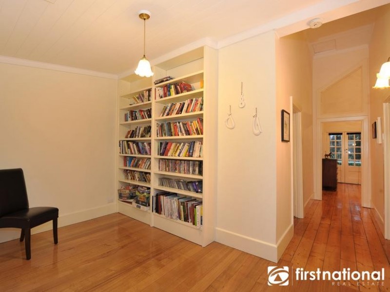 20 Huxtable Rd, Pakenham Upper VIC 3810