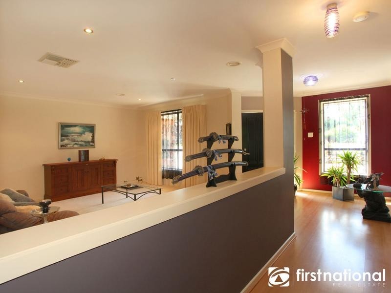 38 Earlsfield Drive, Berwick VIC 3806