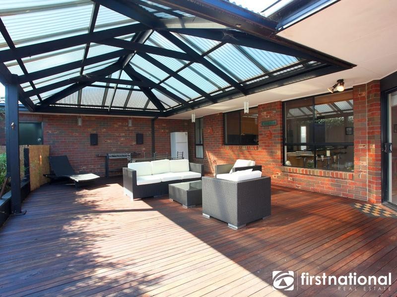 38 Earlsfield Drive, Berwick VIC 3806