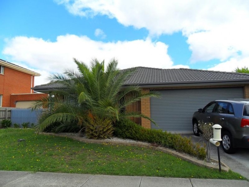 116 Hinrichsen Drive, Hallam VIC 3803