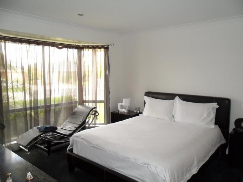 116 Hinrichsen Drive, Hallam VIC 3803