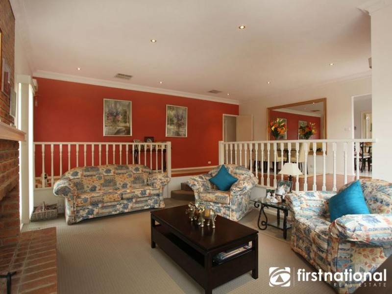 5 Shawnee Court, Narre Warren VIC 3805