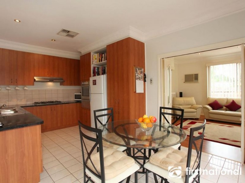 5 Shawnee Court, Narre Warren VIC 3805