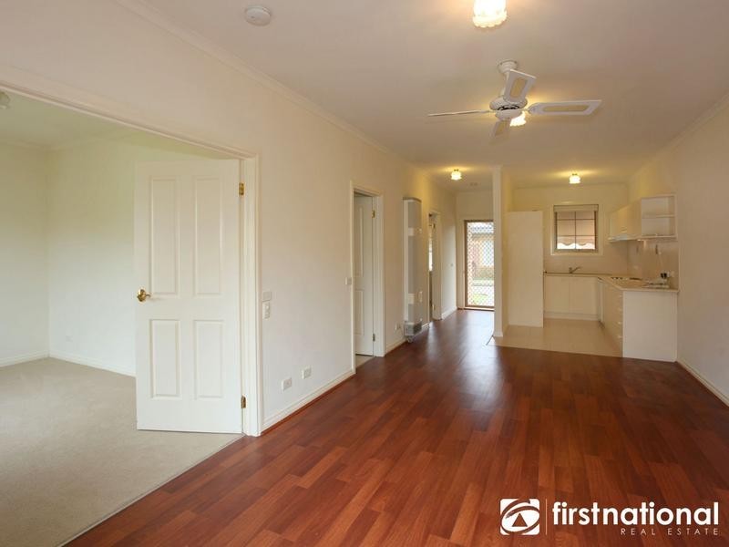 24/21-25 Parkhill Drive, Berwick VIC 3806