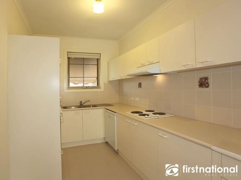 24/21-25 Parkhill Drive, Berwick VIC 3806