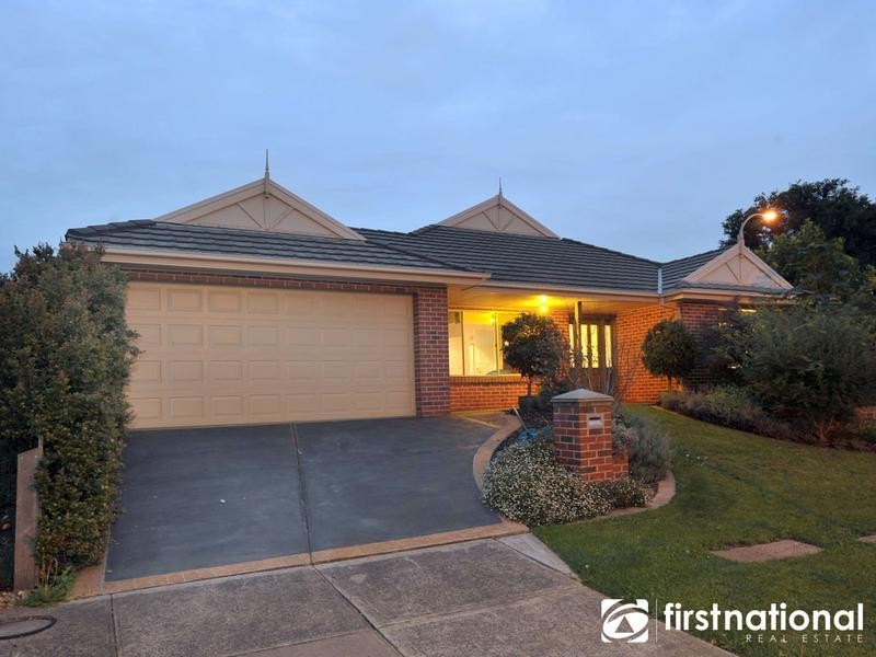 2 Milparinka Way, Berwick VIC 3806