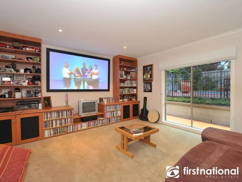 2 Milparinka Way, Berwick VIC 3806