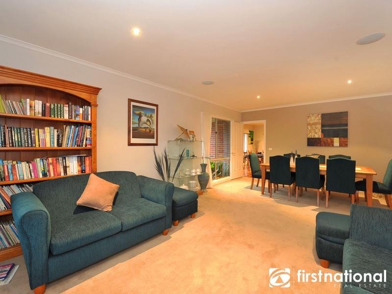 2 Milparinka Way, Berwick VIC 3806