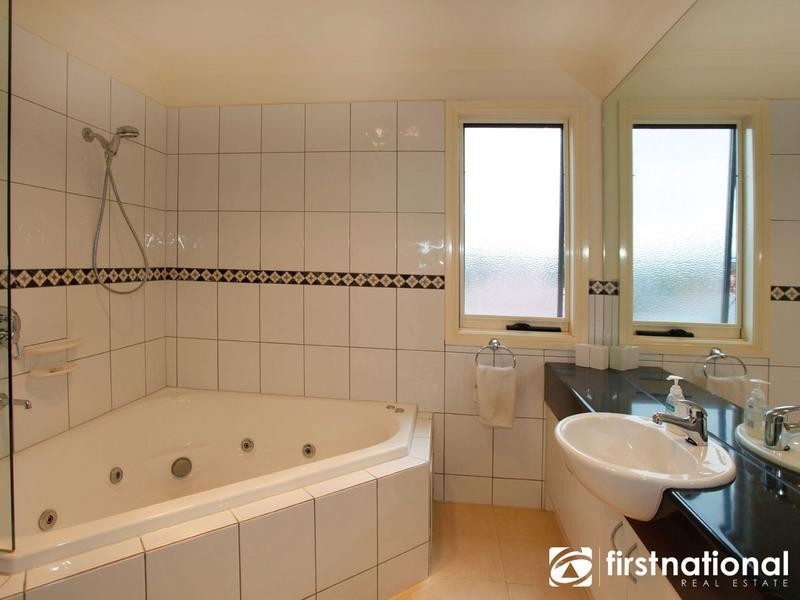 28/18-26 Marlesford Crescent, Berwick VIC 3806